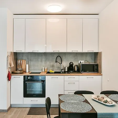 Free Parking Flats With Wifi And Pool Διαμέρισμα Βάρνα