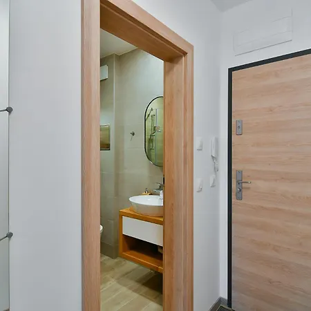 Free Parking Flats With Wifi And Pool Апартамент *