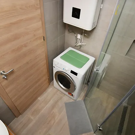 Free Parking Flats With Wifi And Pool Апартамент *