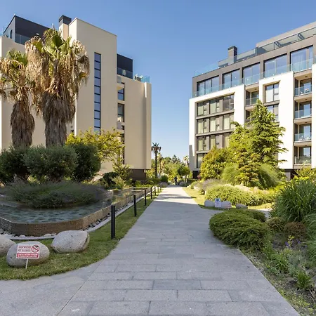 Free Parking Flats With Wifi And Pool * Варна
