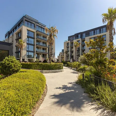 Free Parking Flats With Wifi And Pool Апартамент Варна