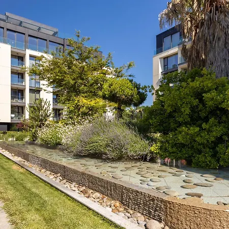Апартамент Free Parking Flats With Wifi And Pool *