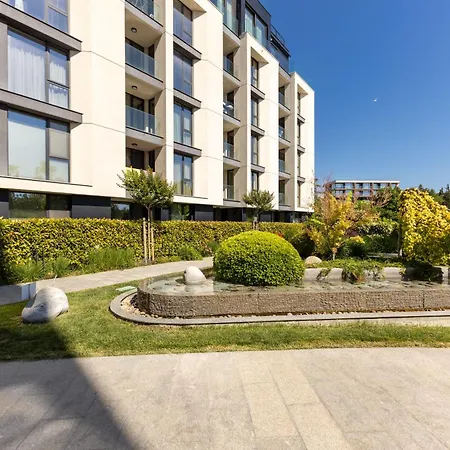 Free Parking Flats With Wifi And Pool Апартамент *