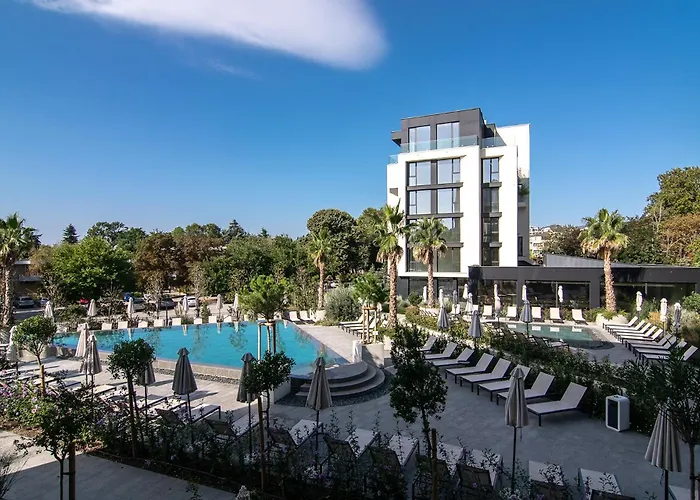 Free Parking Flats With Wifi And Pool Lägenhet Varna