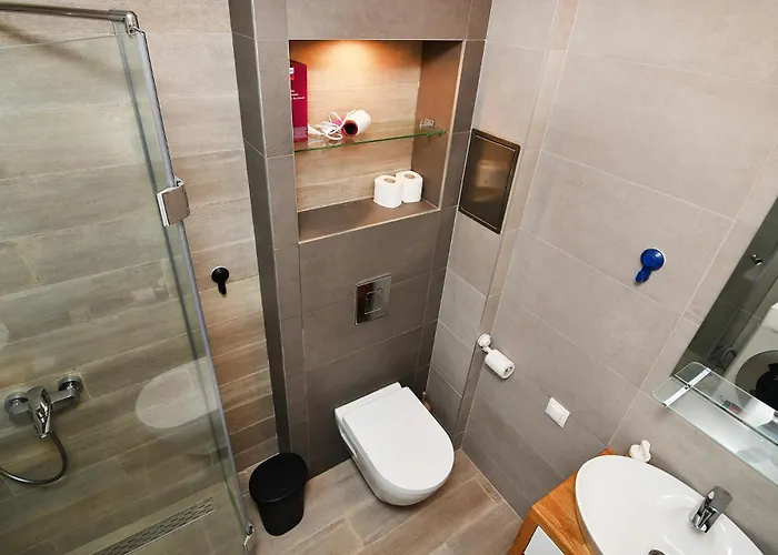 Free Parking Flats With Wifi And Pool Lägenhet Varna