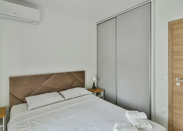 Free Parking Flats With Wifi And Pool Lägenhet Varna