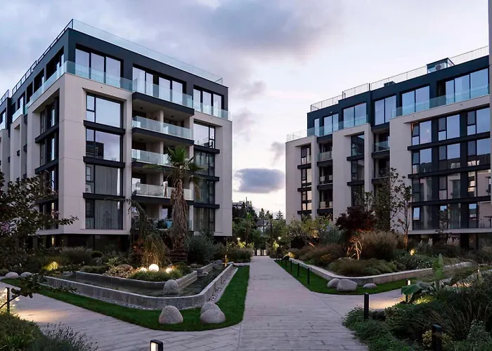 דירה Free Parking Flats With Wifi And Pool וארנה