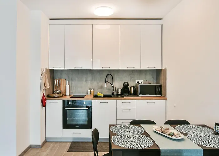 Free Parking Flats With Wifi And Pool Lägenhet Varna